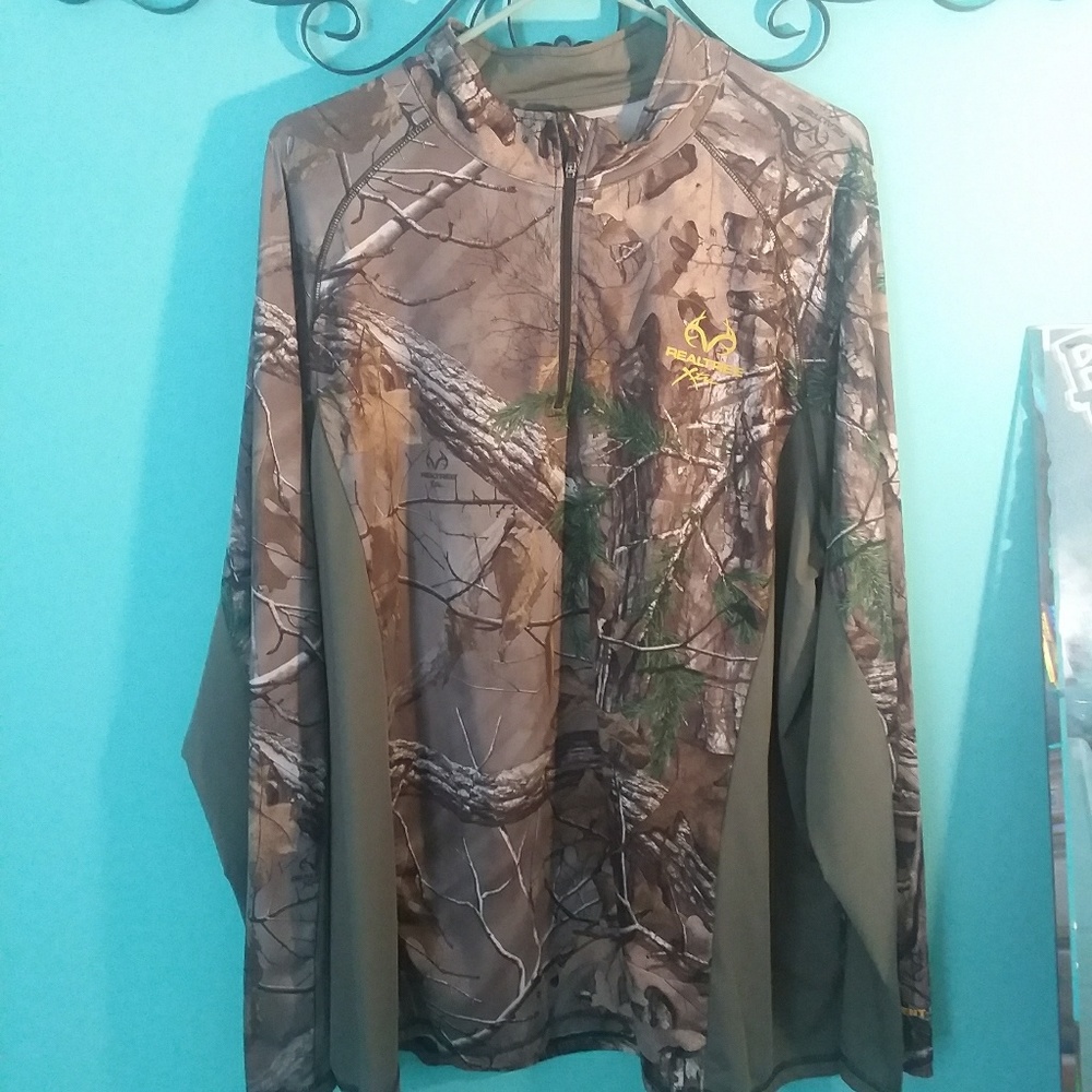 Realtree pullover